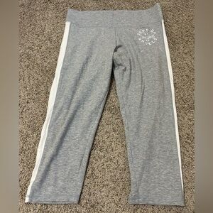 Victoria's Secret Y2K Gray Capri Pants White Side Stripes Size Large Cotton Mix